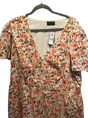 Lane Bryant Coral Floral V-Neck Women’s Top NWT size 20 with pockets